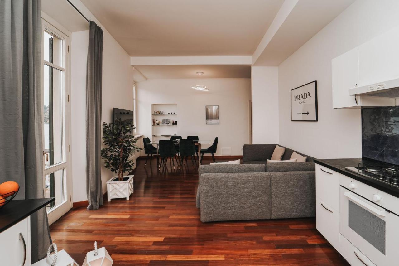 Appartamento Esclusivo Fronte Lago, In Centro A Como Con Garage מראה חיצוני תמונה