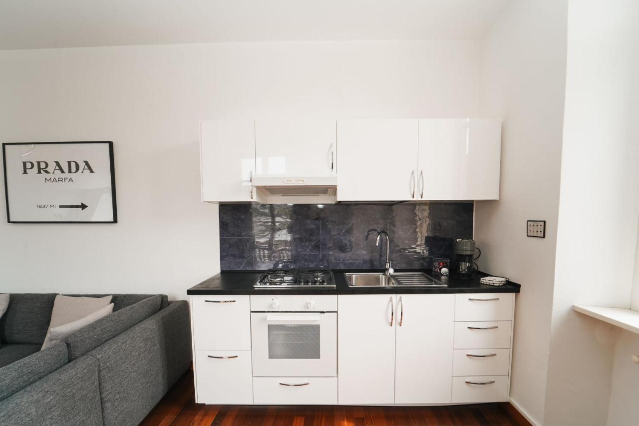 Appartamento Esclusivo Fronte Lago, In Centro A Como Con Garage מראה חיצוני תמונה